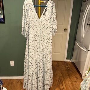 Code X Mode Floral V-Neck Maxi Dress sz L